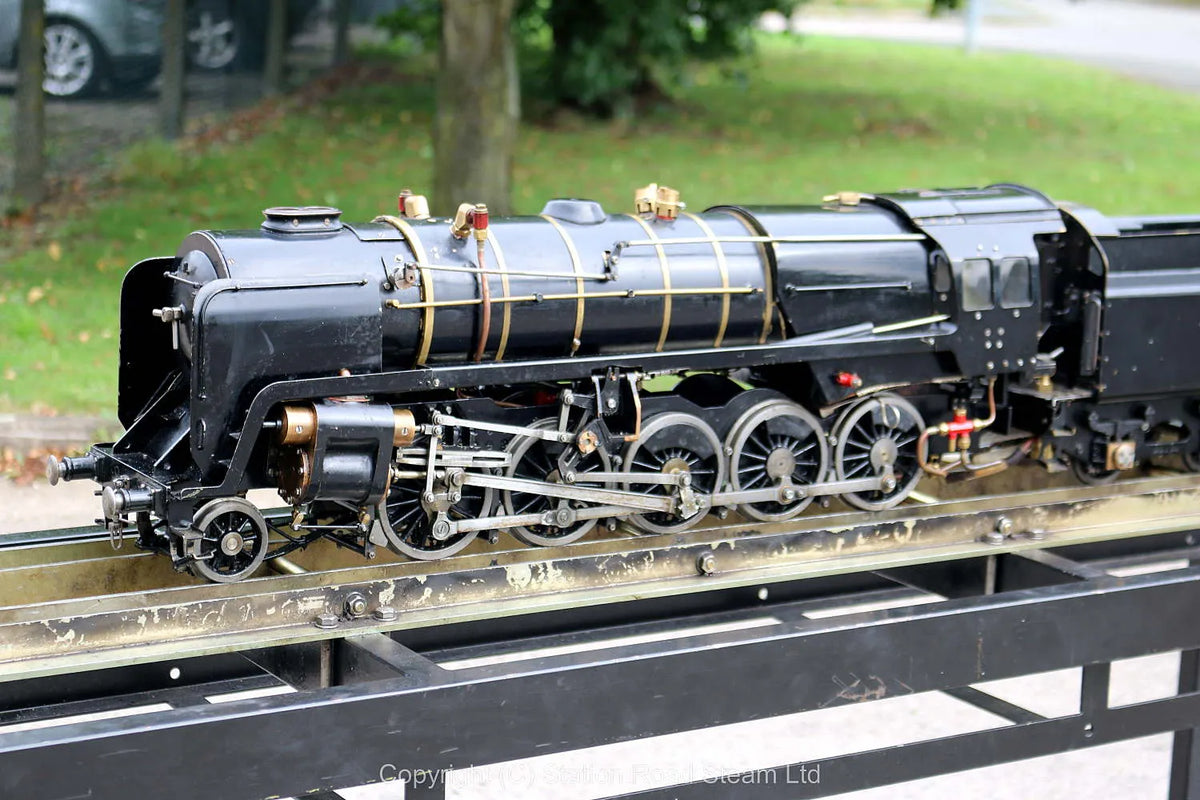 3 1/2 inch gauge BR 9F 2-10-0