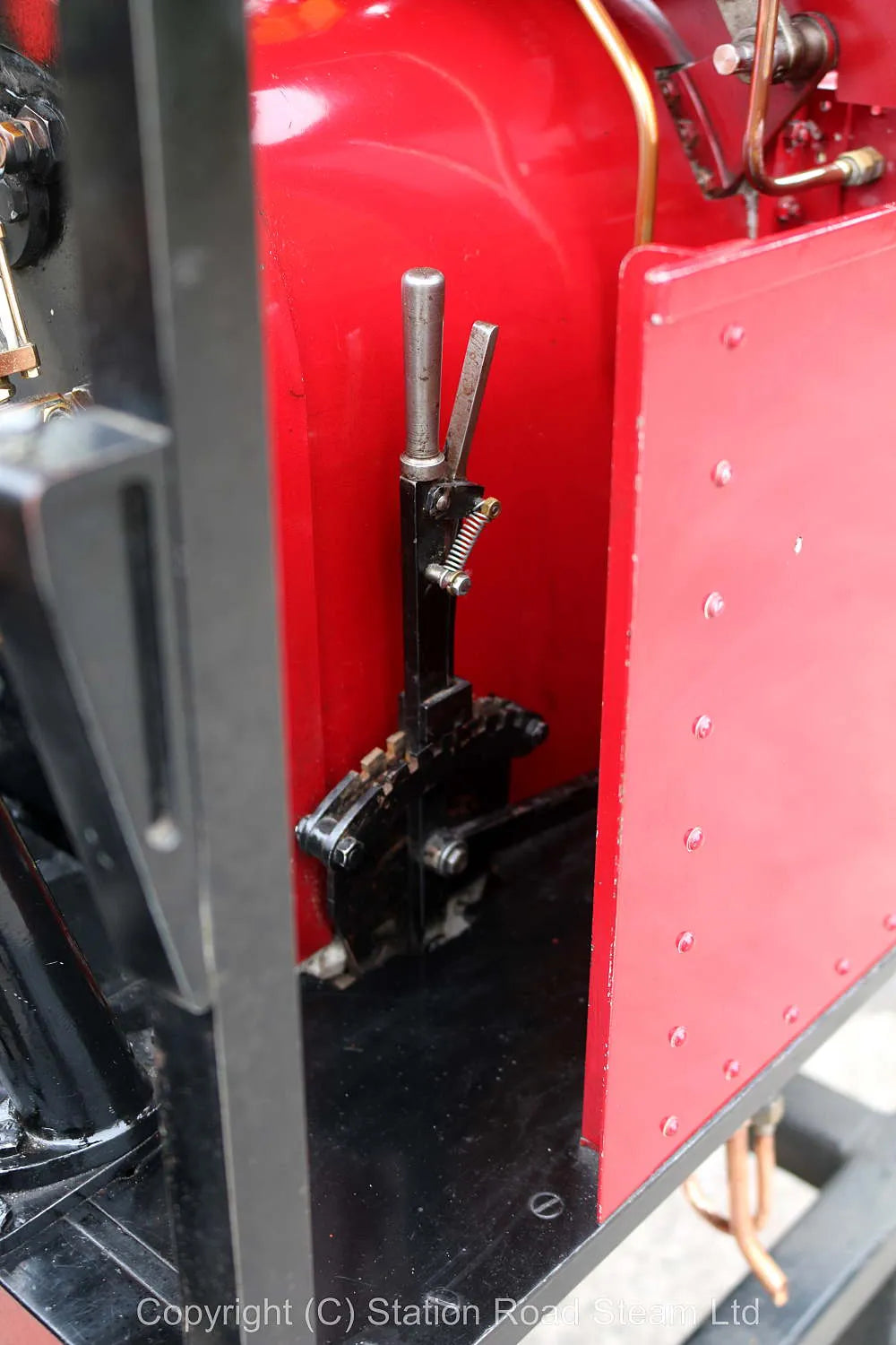 7 1/4 inch gauge "Romulus" 0-4-0T with tender