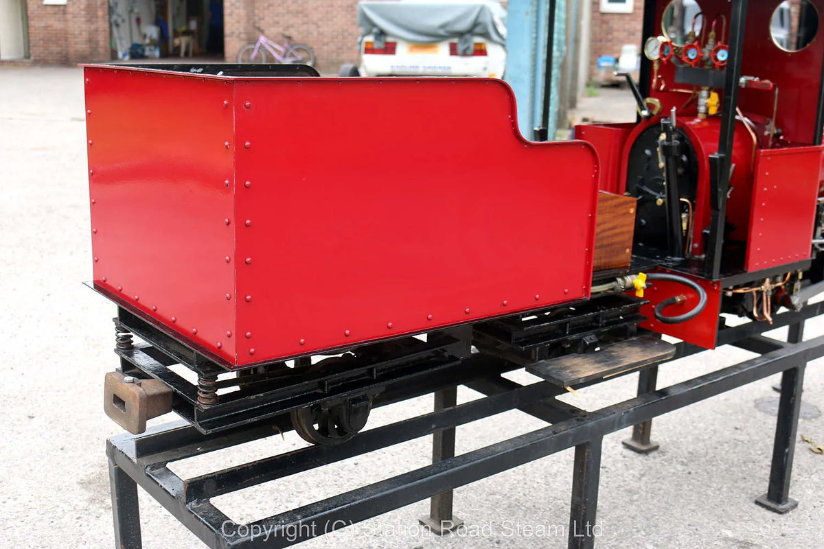 7 1/4 inch gauge "Romulus" 0-4-0T with tender