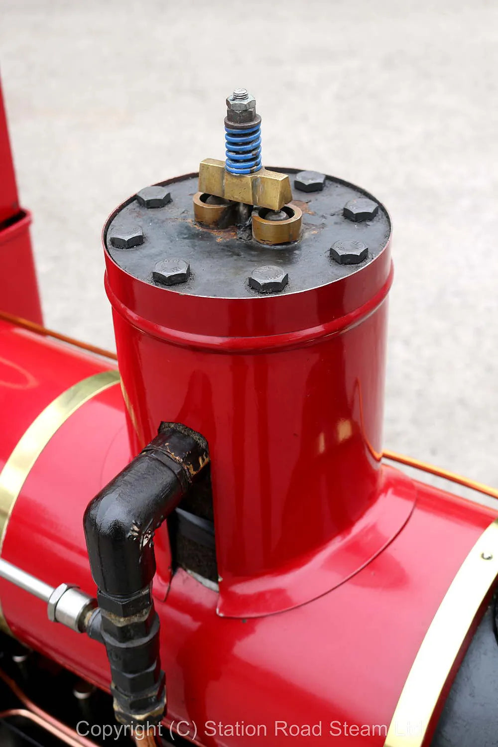 7 1/4 inch gauge "Romulus" 0-4-0T with tender