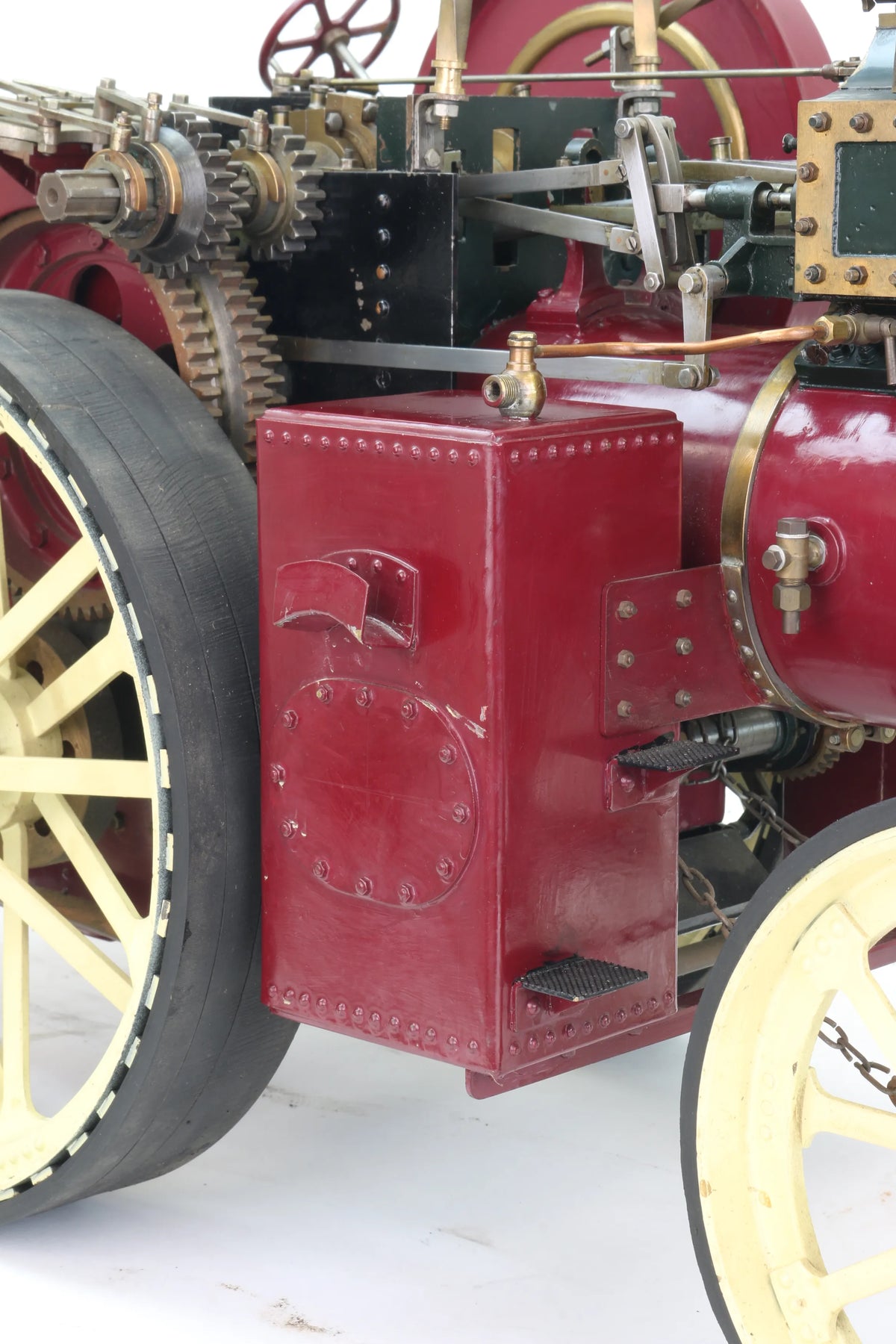 1 1/2 inch scale Wallis & Steevens DCC Showmans Road Locomotive