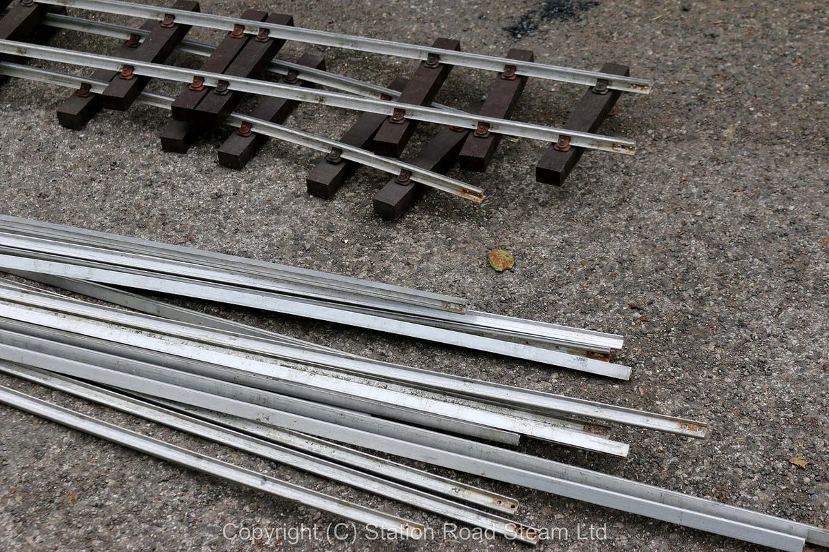 200 feet 5 inch gauge track