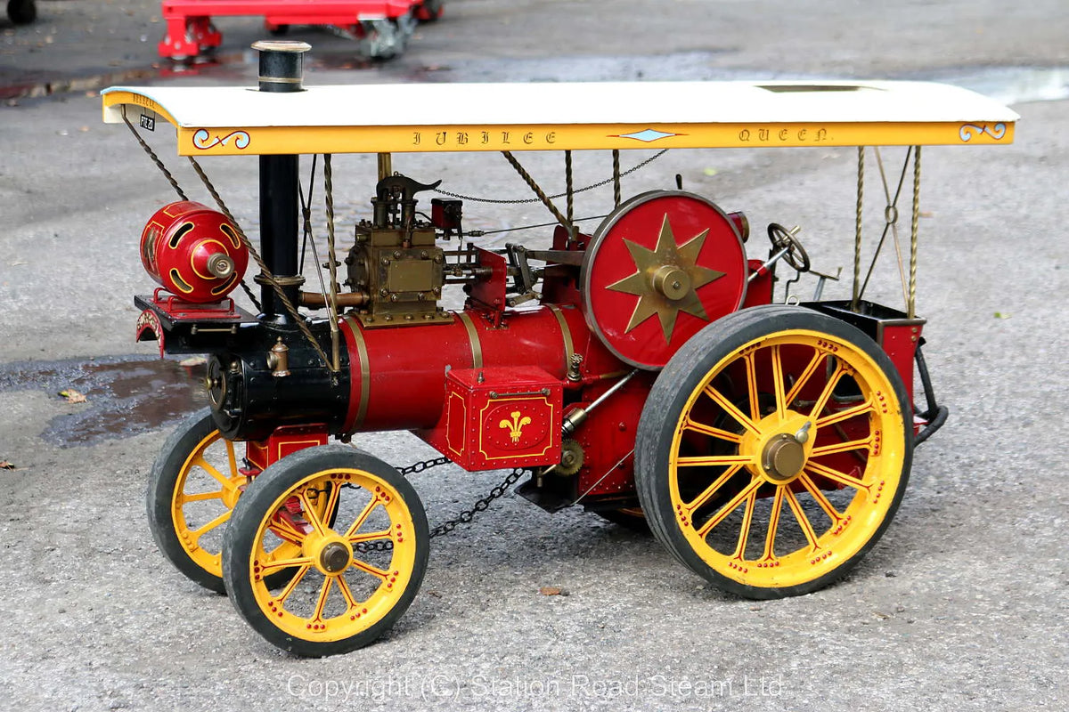 2 1/2 inch scale Showmans tractor with driving truck