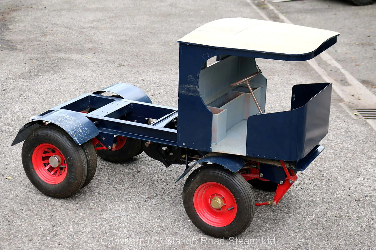 4 inch scale part built Clayton steam wagon