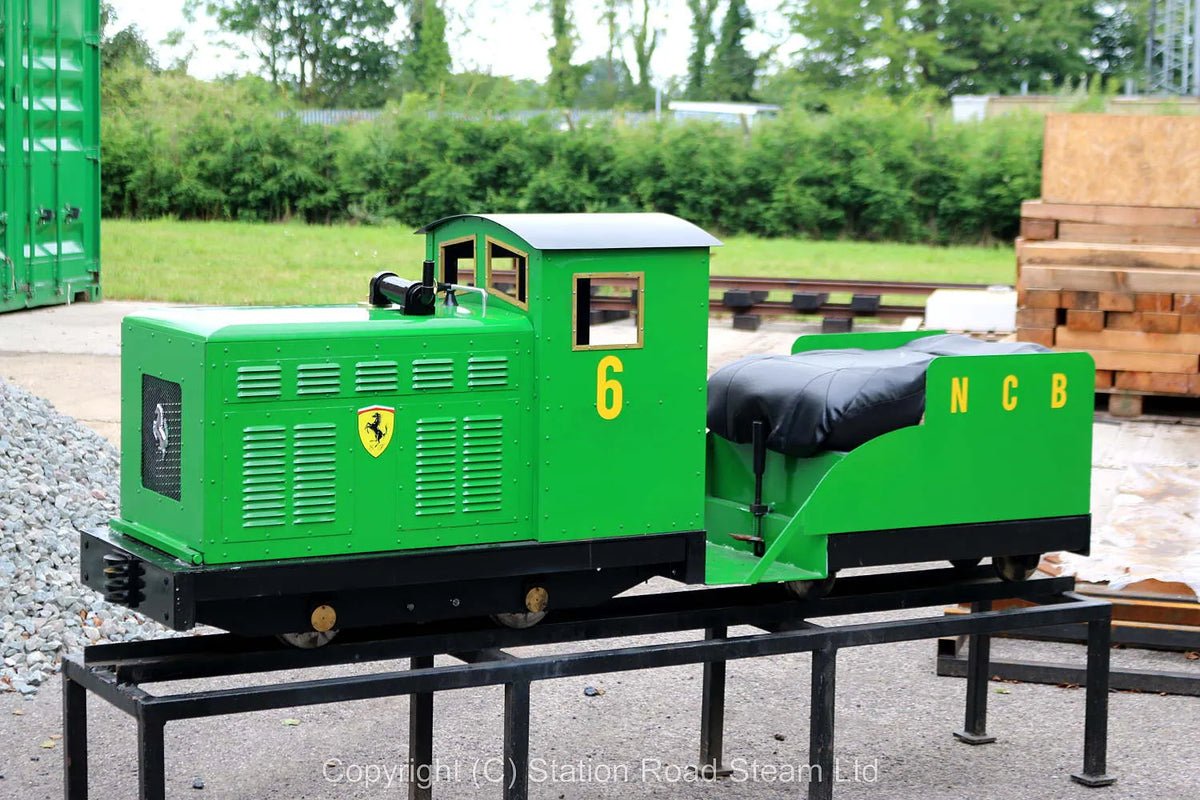7 1/4 inch gauge petrol hydraulic 0-4-0 shunter