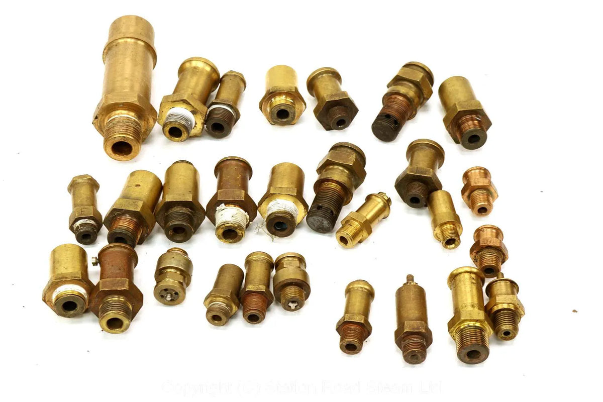 Box of stuff - injectors, water gauge fittings, gauges etc