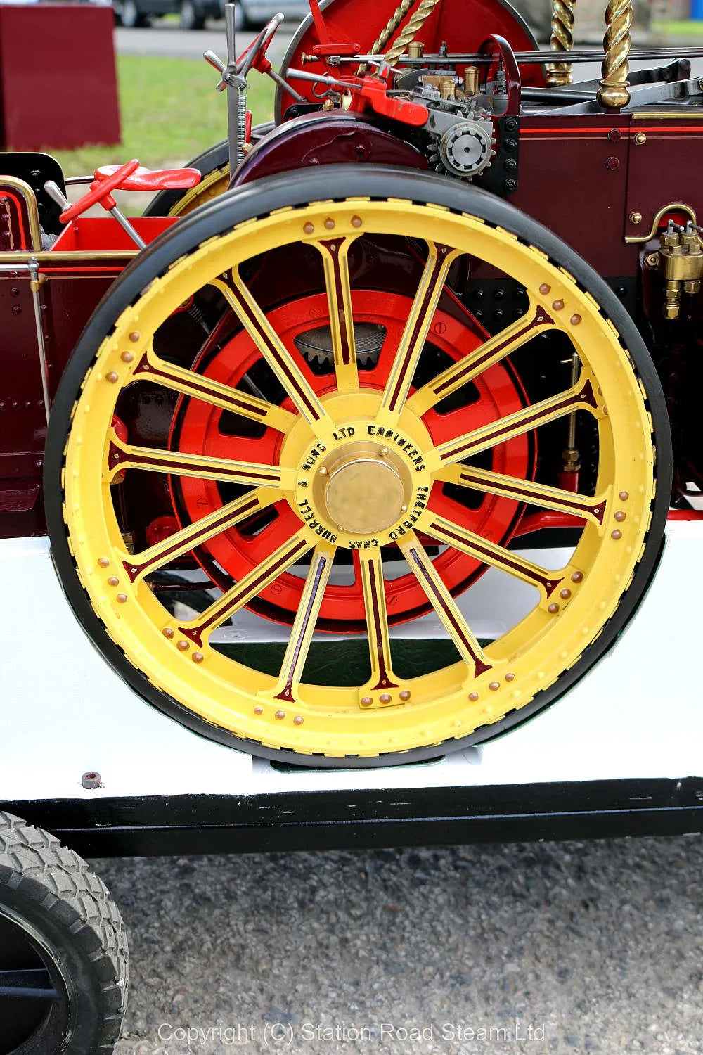 2 inch scale Burrell Gold Medal Showmans tractor