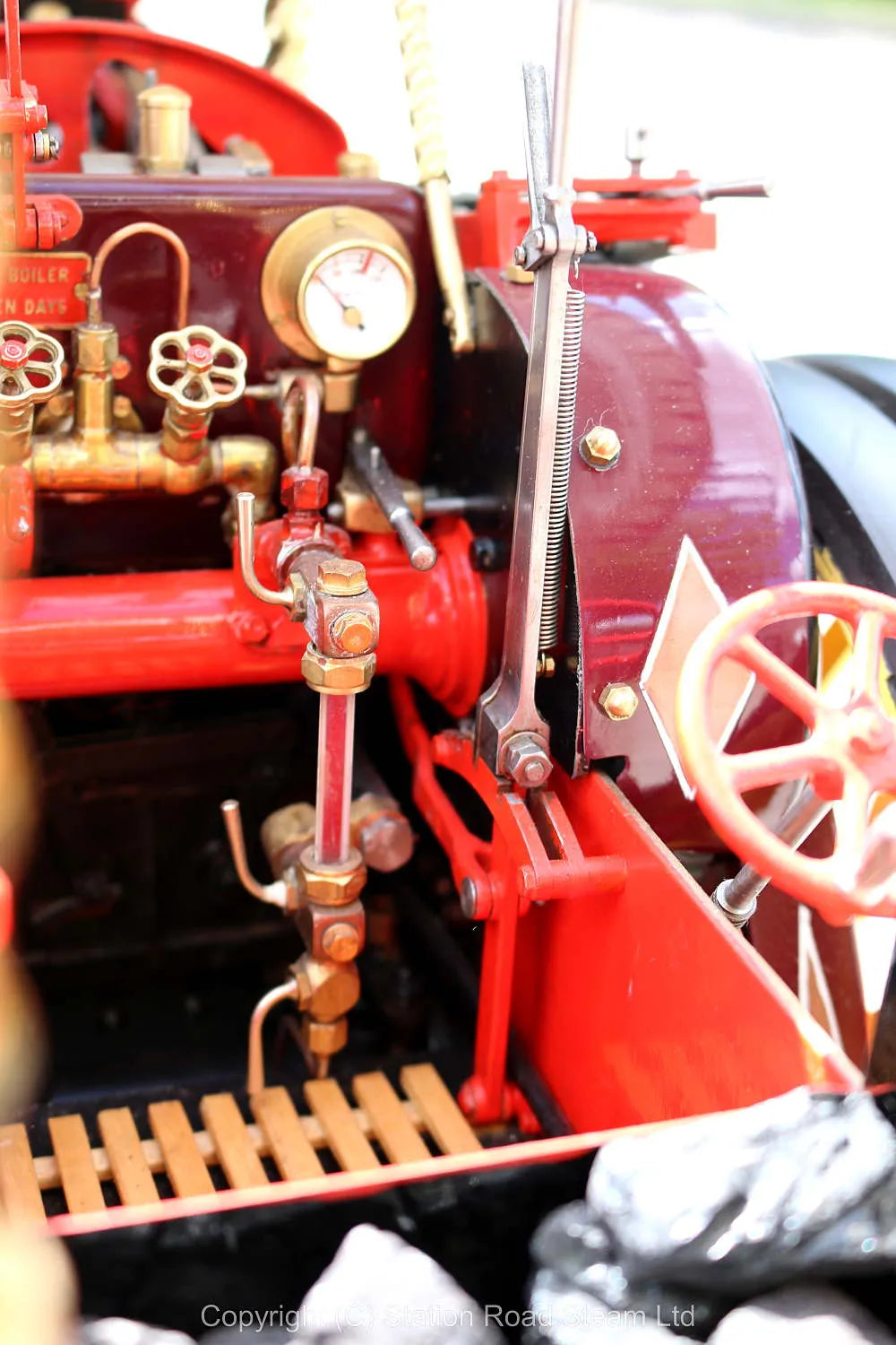 2 inch scale Burrell Gold Medal Showmans tractor