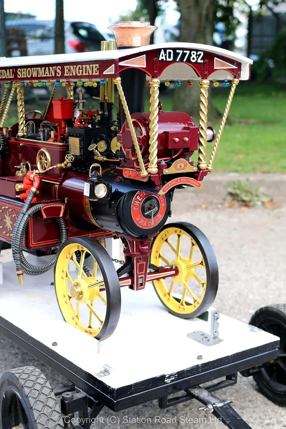 2 inch scale Burrell Gold Medal Showmans tractor