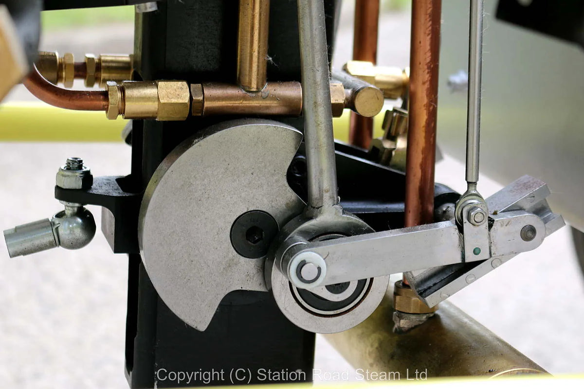 Part-built Likamobile steam car