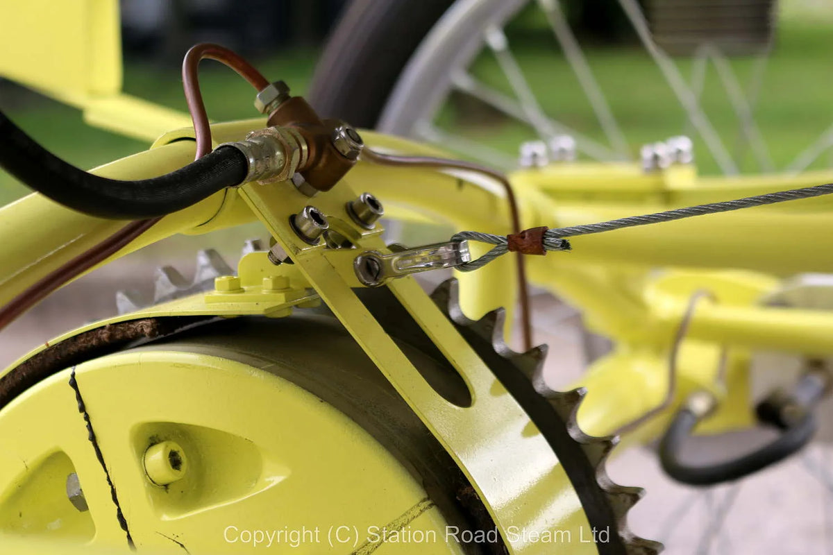 Part-built Likamobile steam car