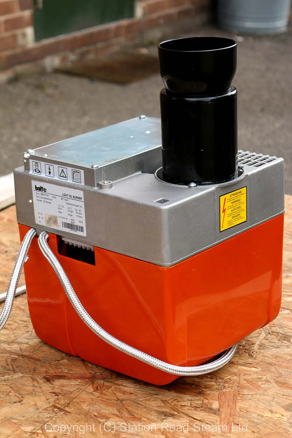 Part-built Likamobile steam car