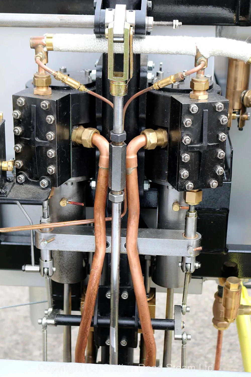 Part-built Likamobile steam car