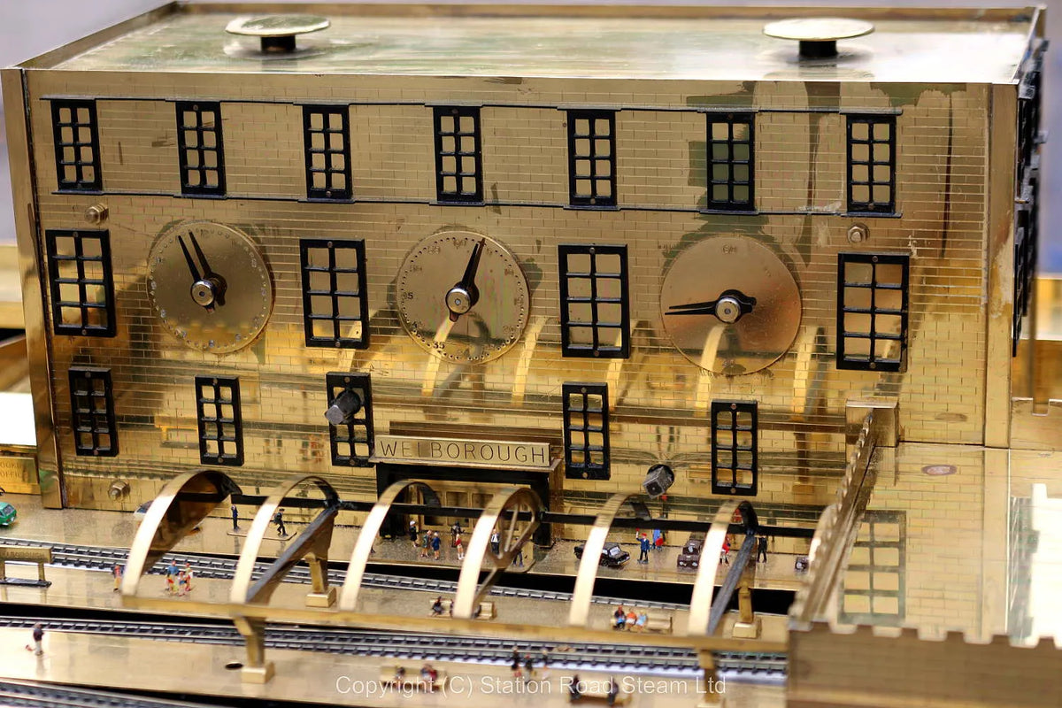 Railway themed Congreve clock