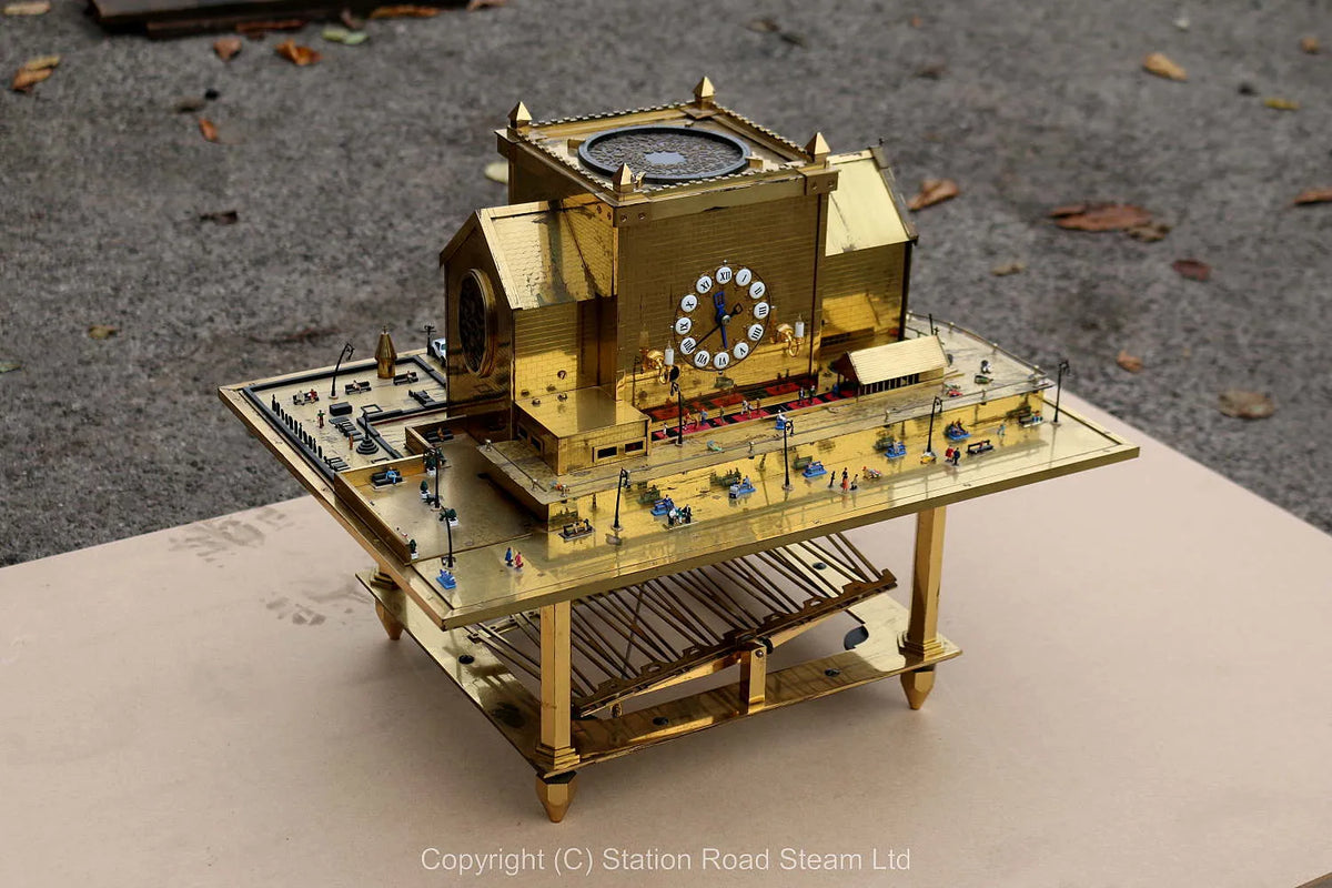 Congreve clock with station diorama