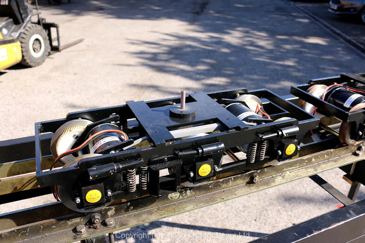 5 inch gauge Class 37 battery electric with new batteries