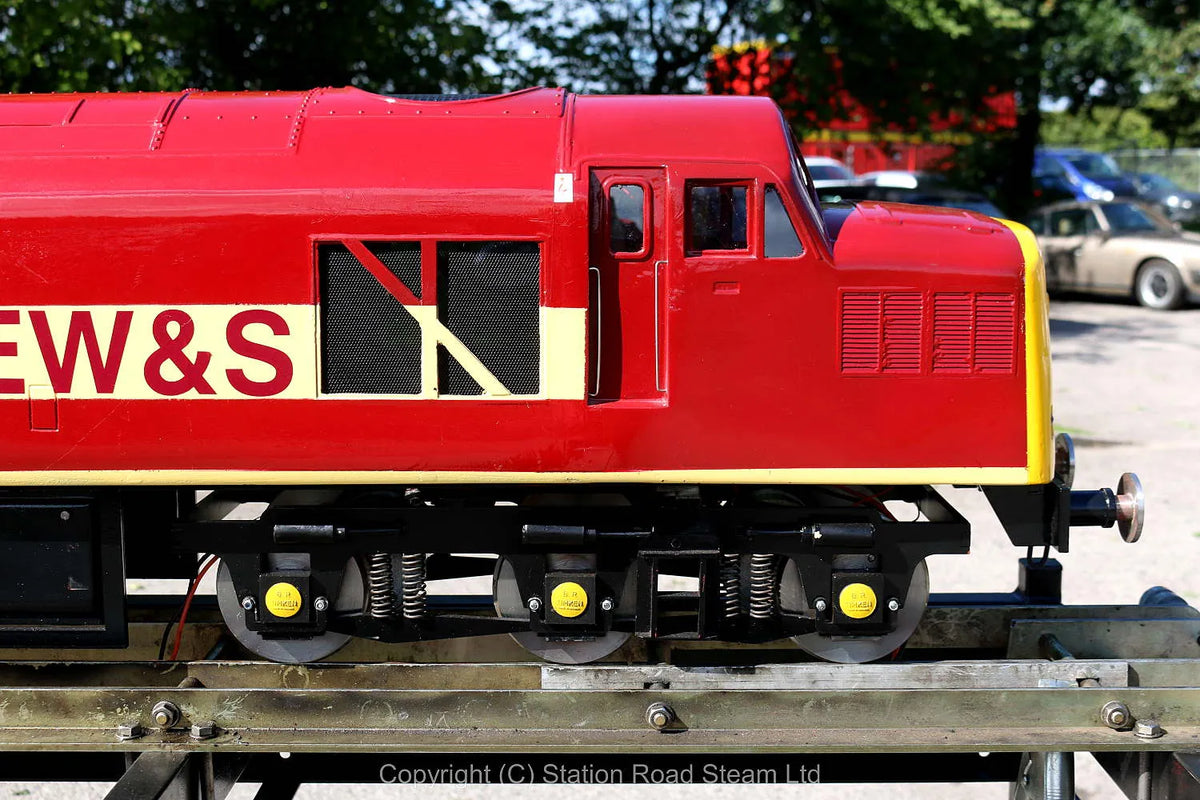 5 inch gauge Class 37 battery electric with new batteries