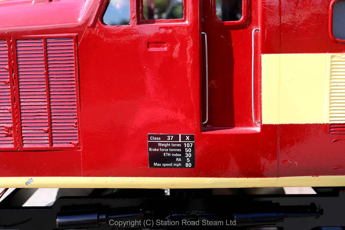 5 inch gauge Class 37 battery electric with new batteries