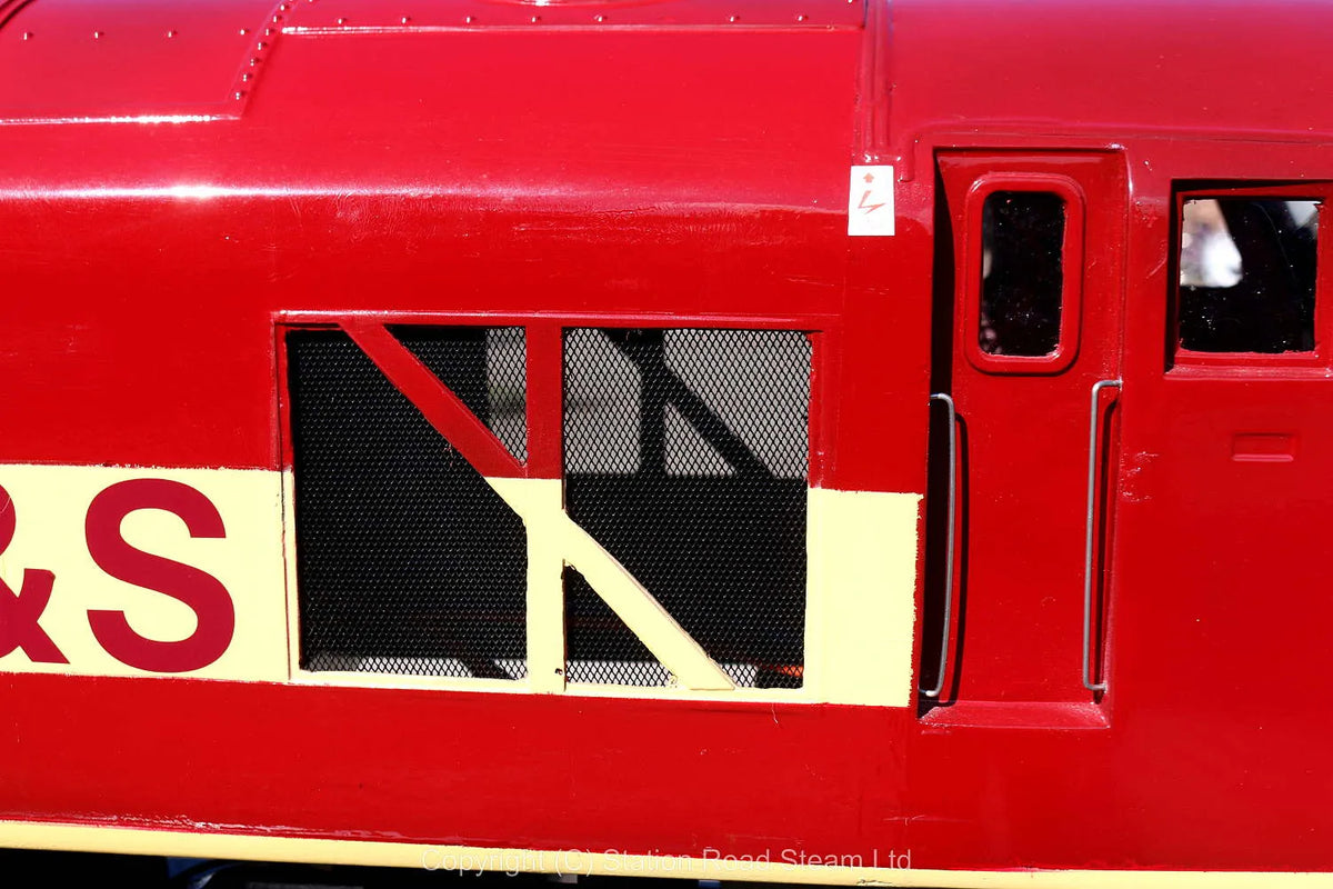5 inch gauge Class 37 battery electric with new batteries