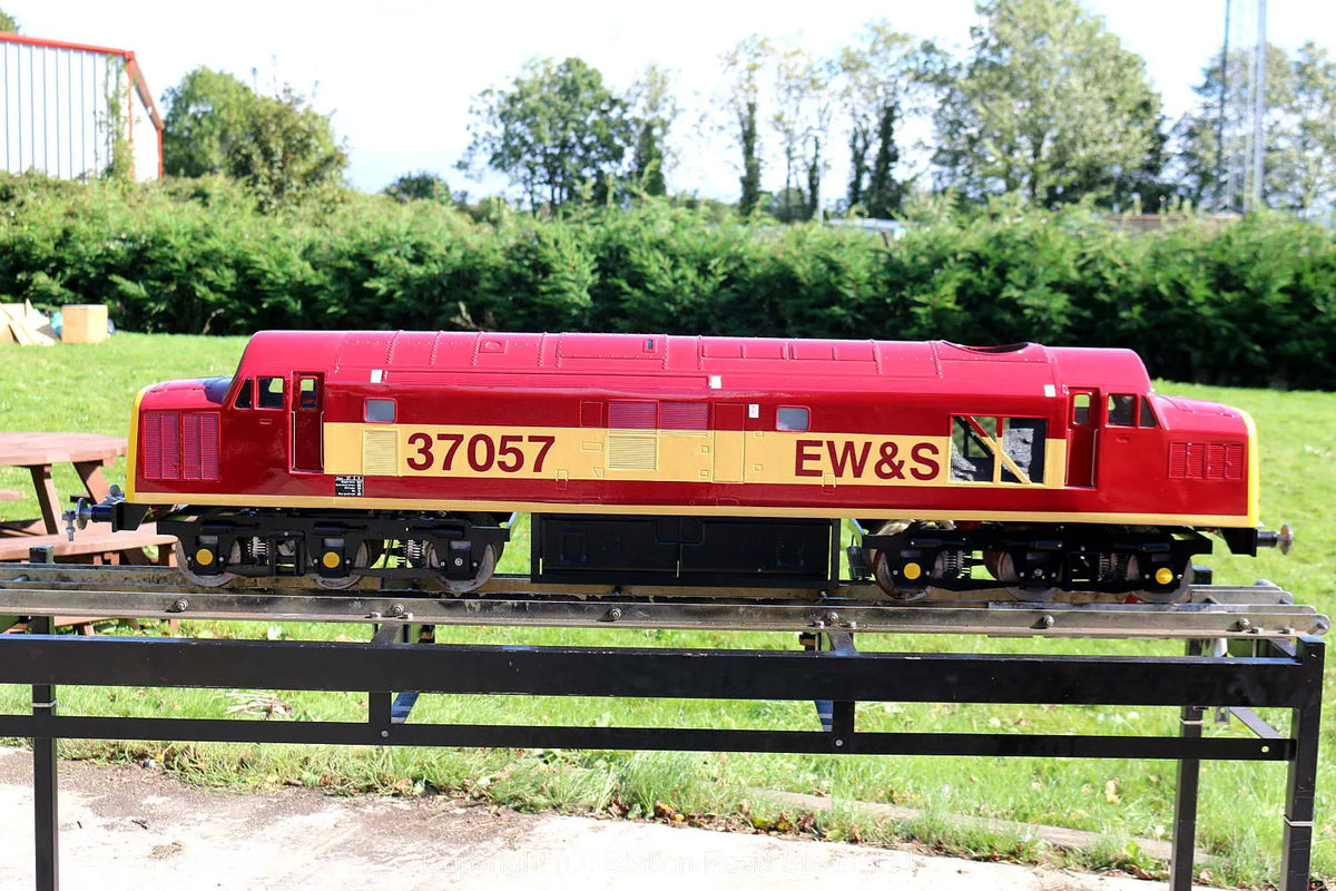 5 inch gauge Class 37 battery electric