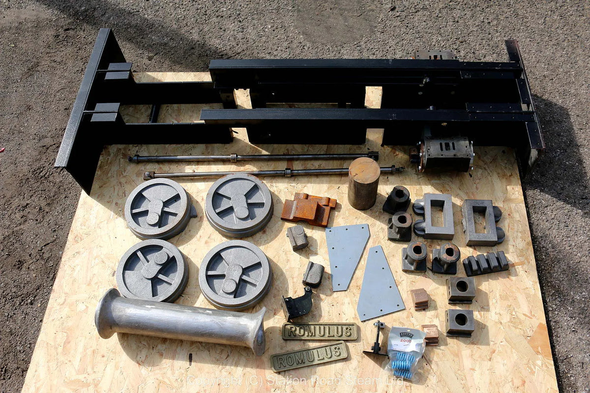 7 1/4 inch gauge "Romulus" frames, machined cylinders, castings