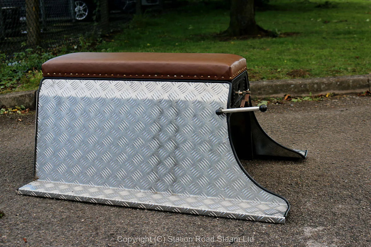 5 inch gauge braked raised level driving truck with leg boards