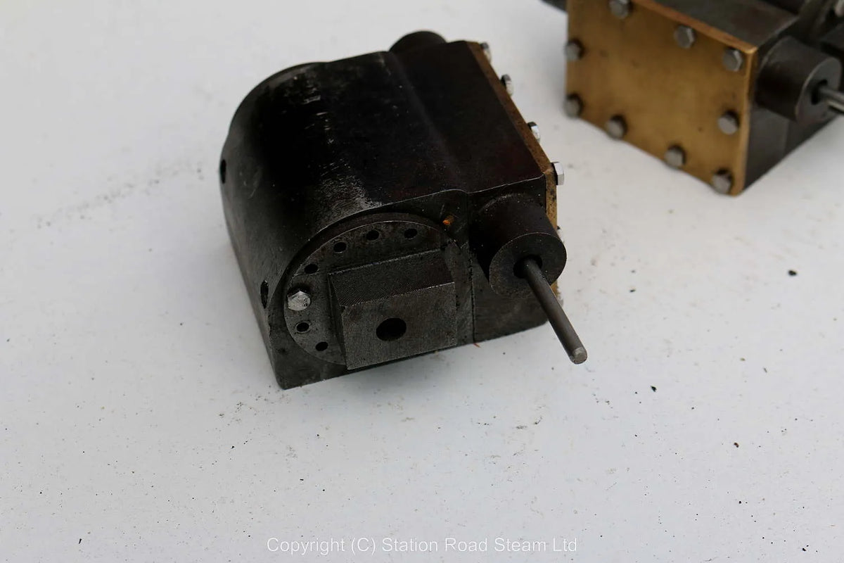 3 1/2 inch gauge LNER V4 2-6-2 chassis with tender