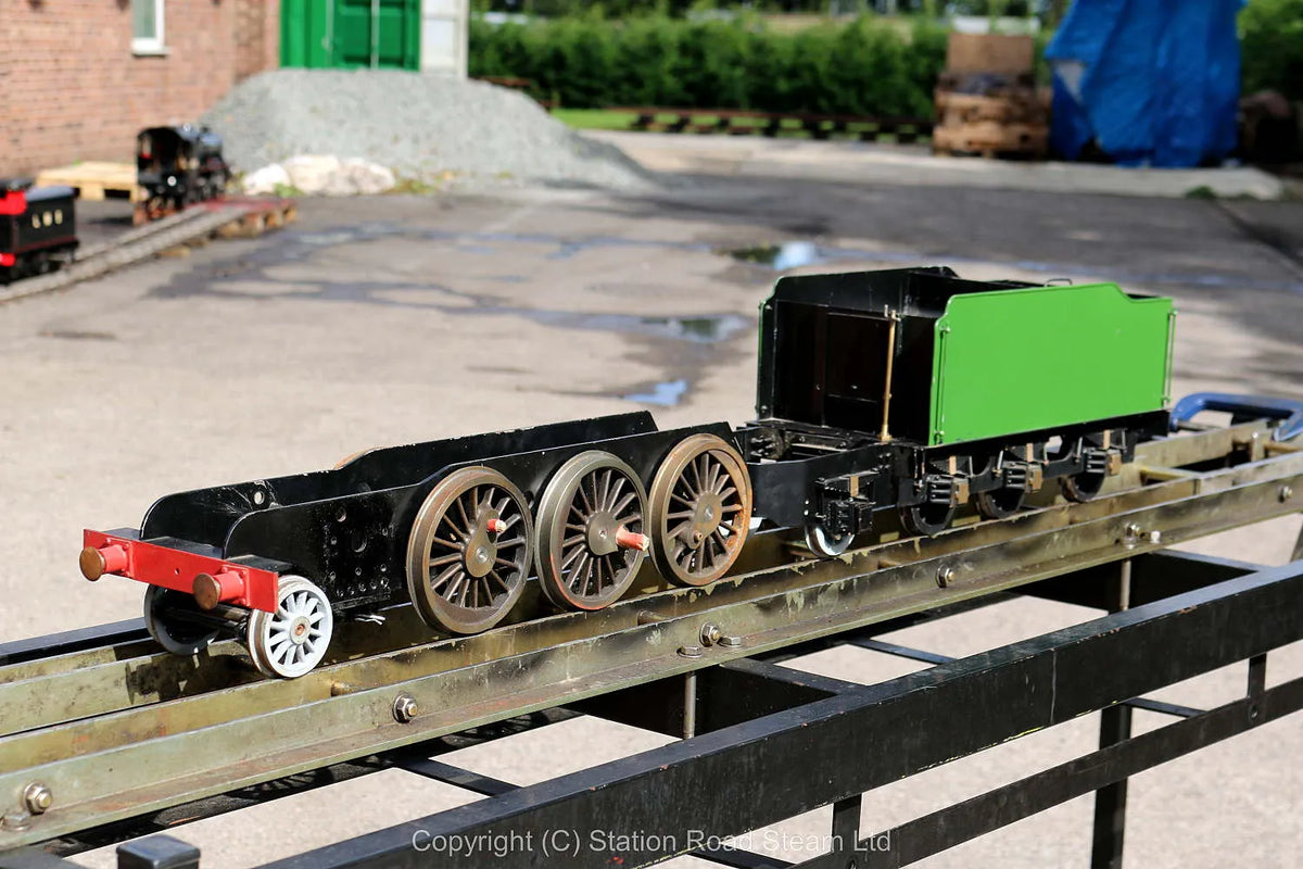 3 1/2 inch gauge LNER V4 2-6-2 chassis with tender