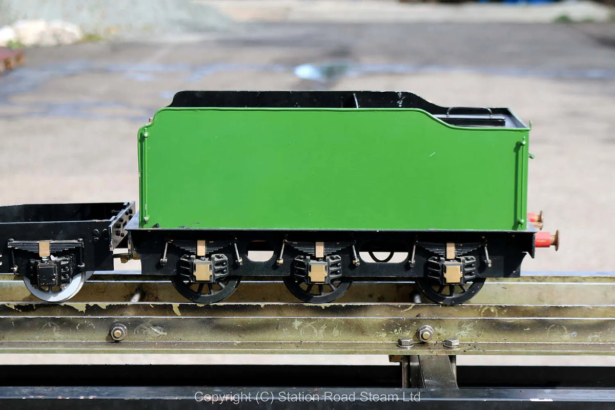 3 1/2 inch gauge LNER V4 2-6-2 chassis with tender