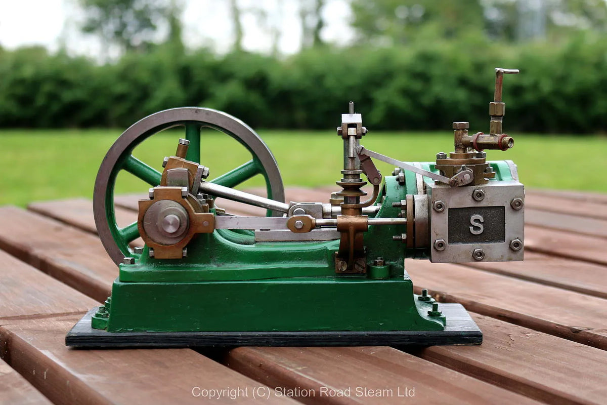 Stuart Turner No.9 mill engine with governor and feed pump