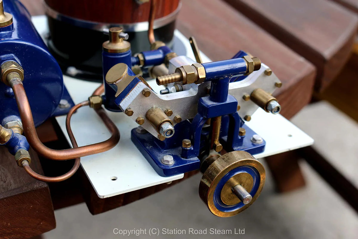 Hemmens Richmond twin cylinder engine with Wharfedale boiler