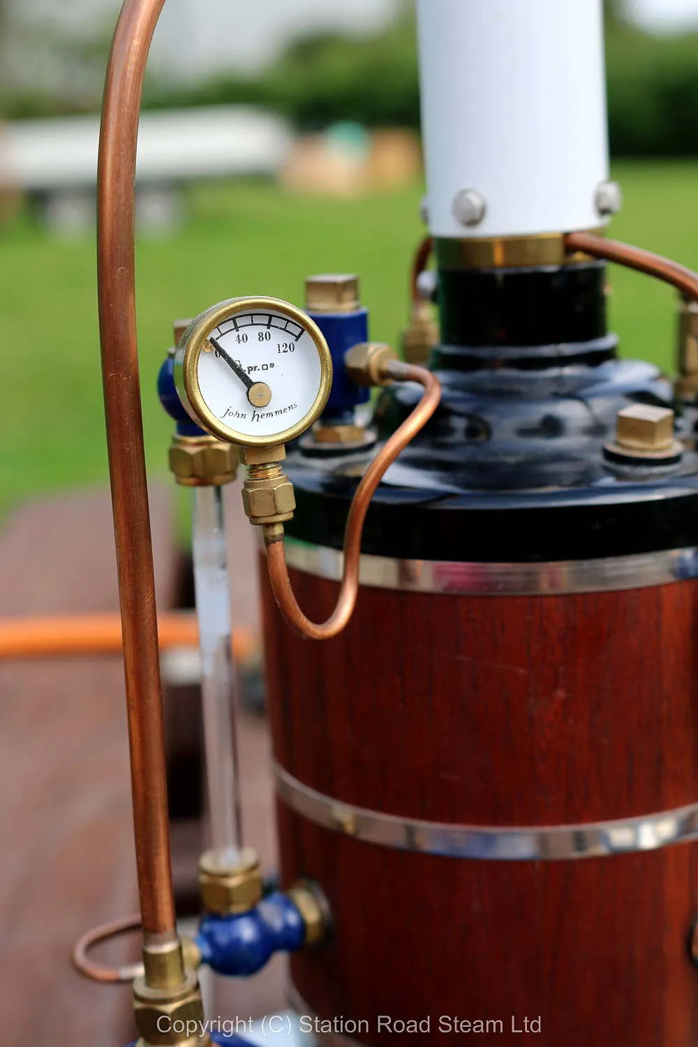 Hemmens Richmond twin cylinder engine with Wharfedale boiler