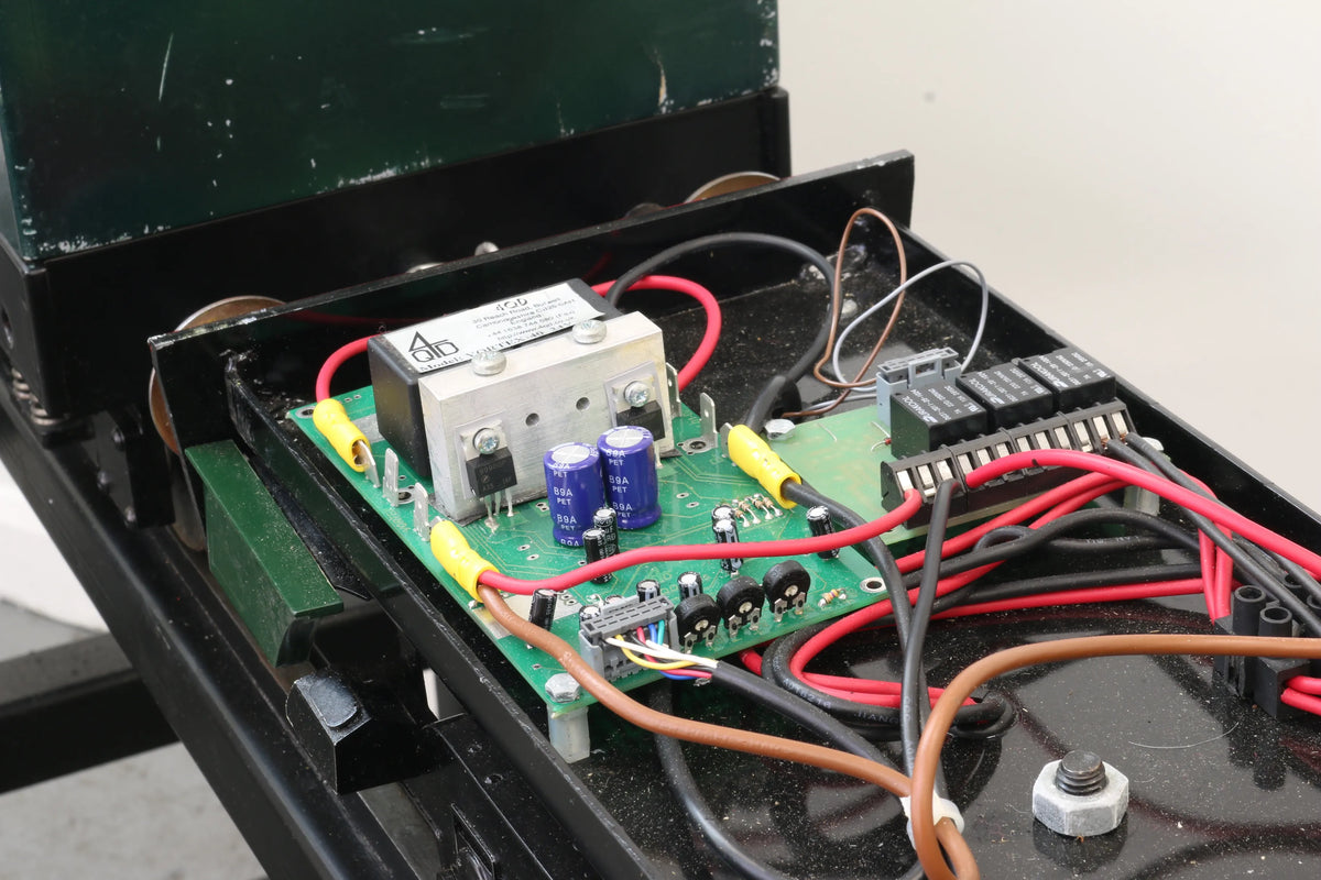 5 inch gauge Class 20 battery-electric with driving truck