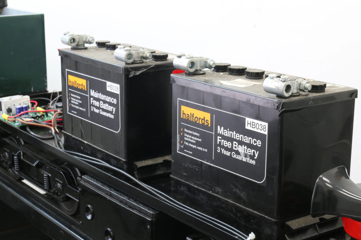 5 inch gauge Class 20 battery-electric with driving truck