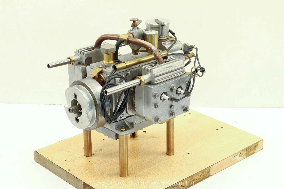 "Mastiff" flat four side valve engine