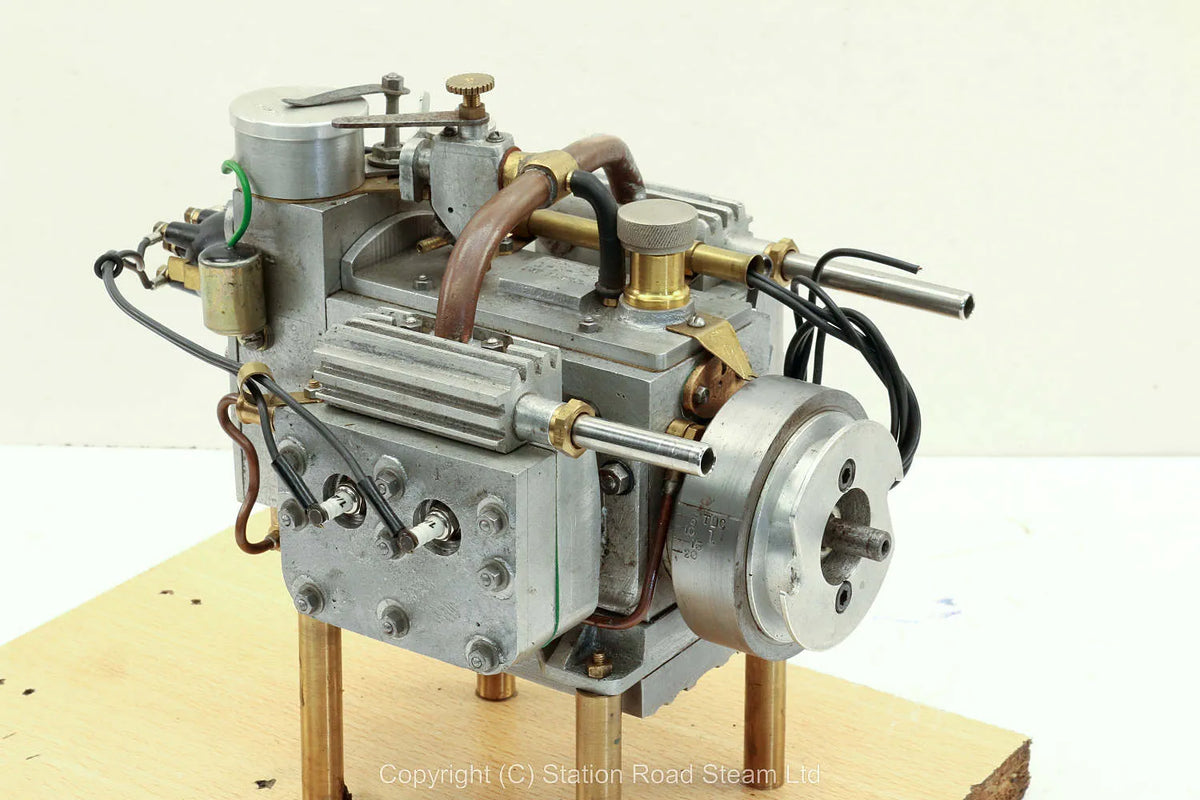 "Mastiff" flat four side valve engine