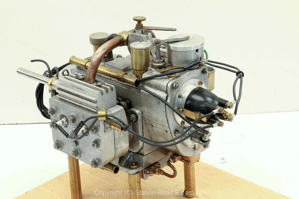 "Mastiff" flat four side valve engine