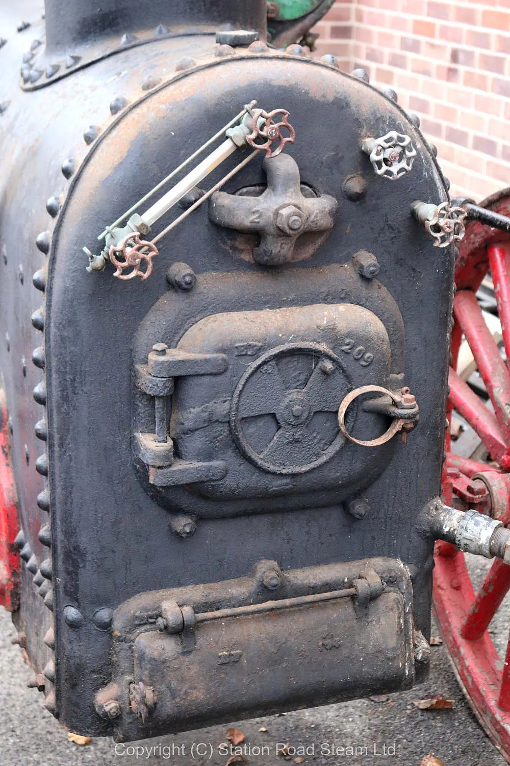 Peerless portable engine