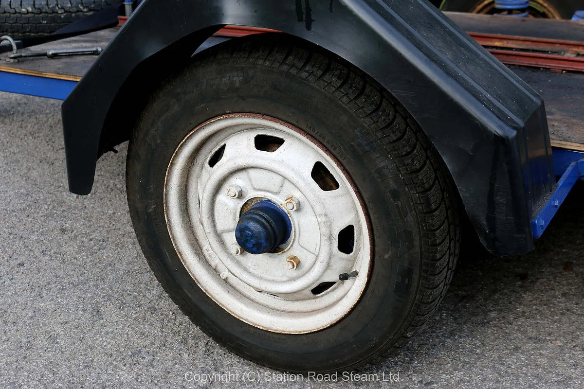 7 1/4 inch gauge fitted road trailer