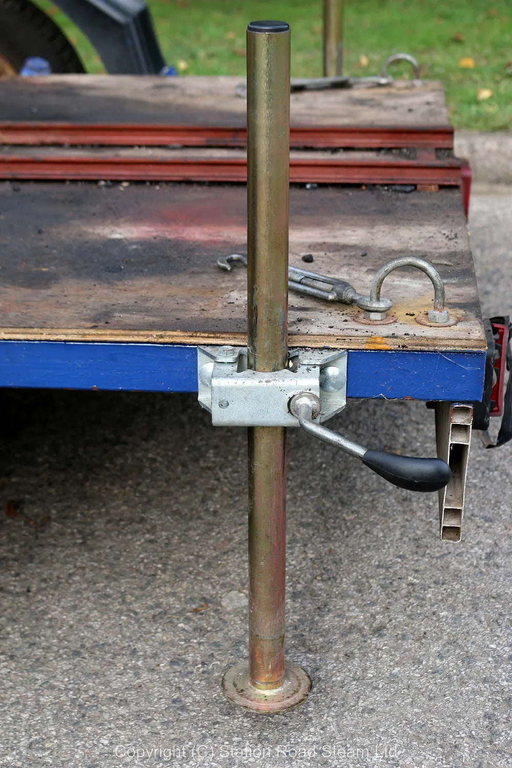7 1/4 inch gauge fitted road trailer