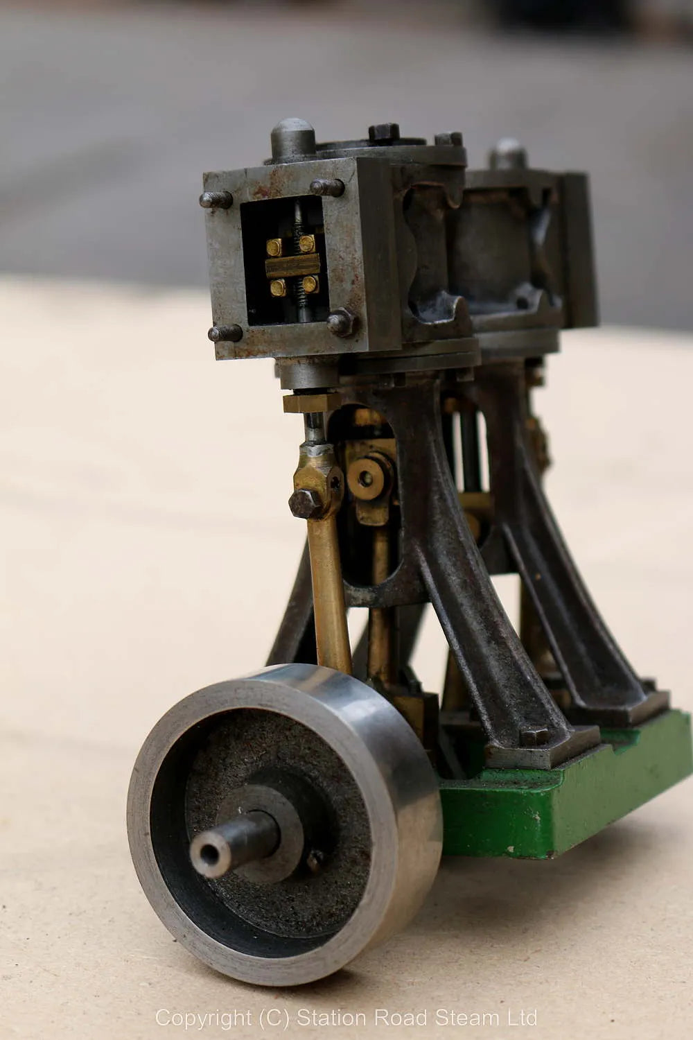 Stuart Double Ten vertical engine for restoration