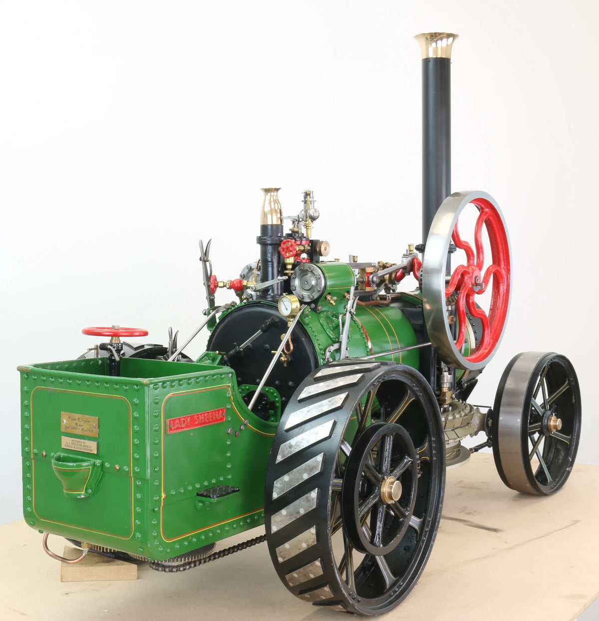 2 inch scale Kitson & Hewitson slant shaft ploughing engine