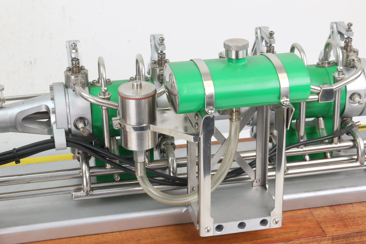 Snow double-acting tandem IC engine