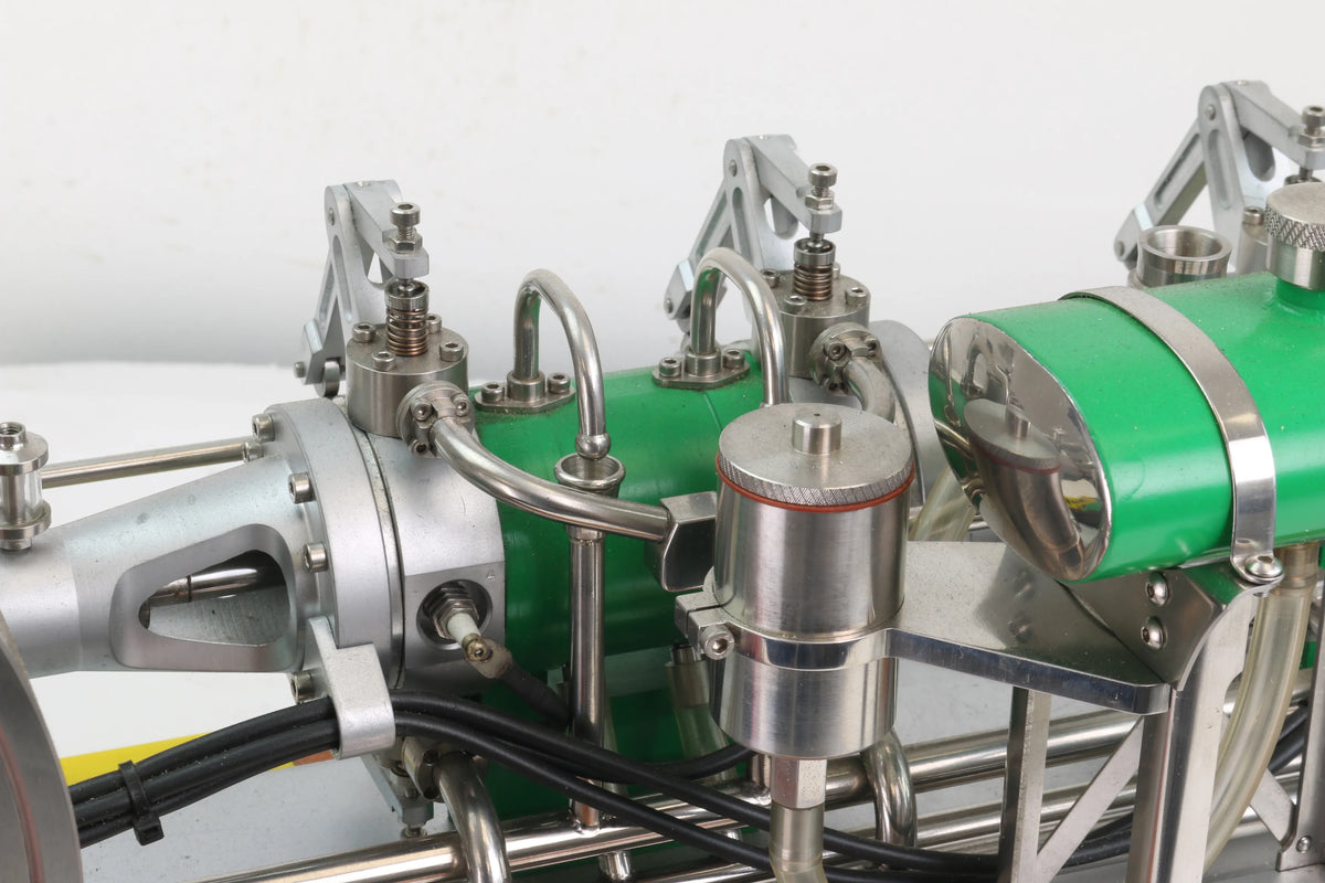 Snow double-acting tandem IC engine