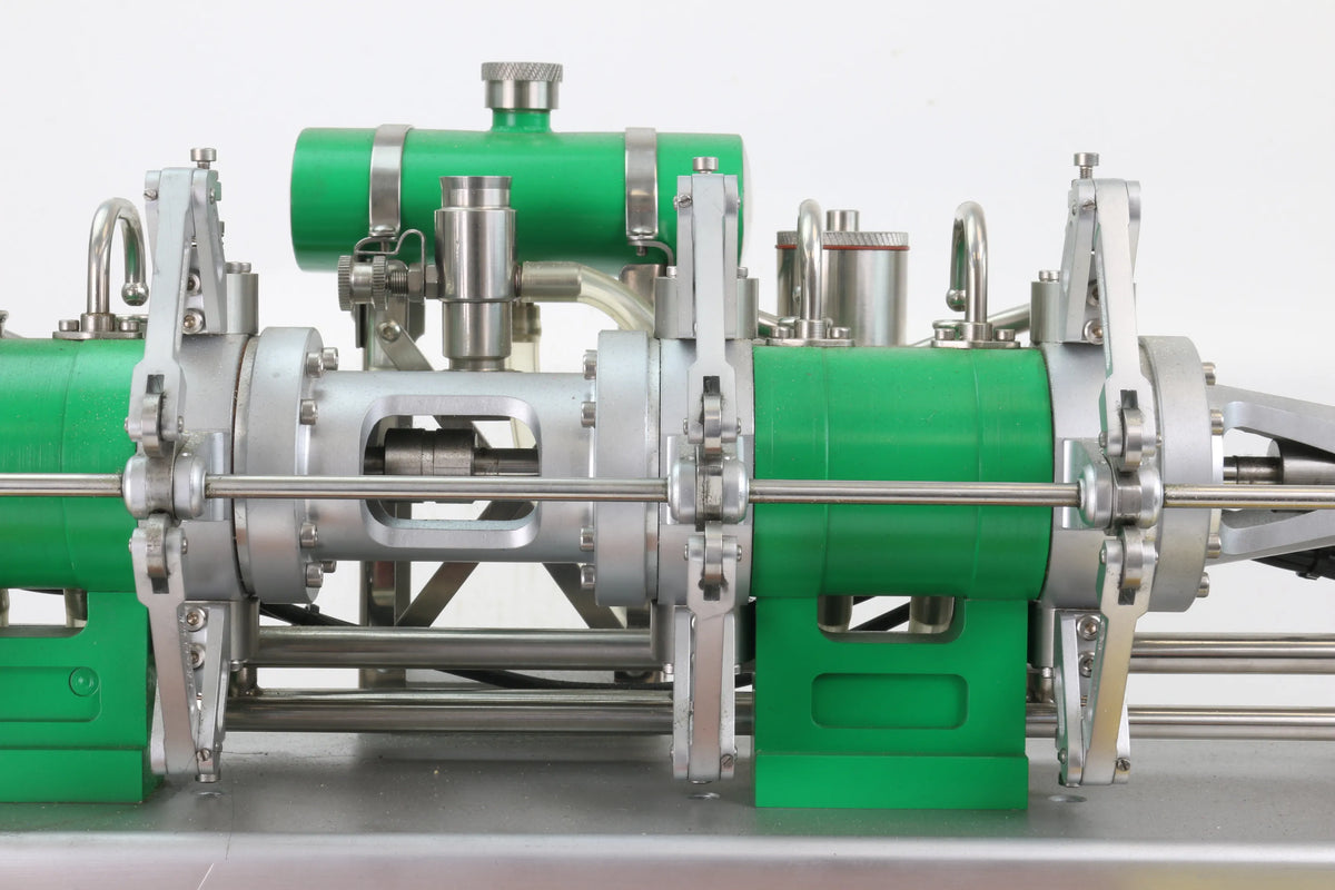 Snow double-acting tandem IC engine