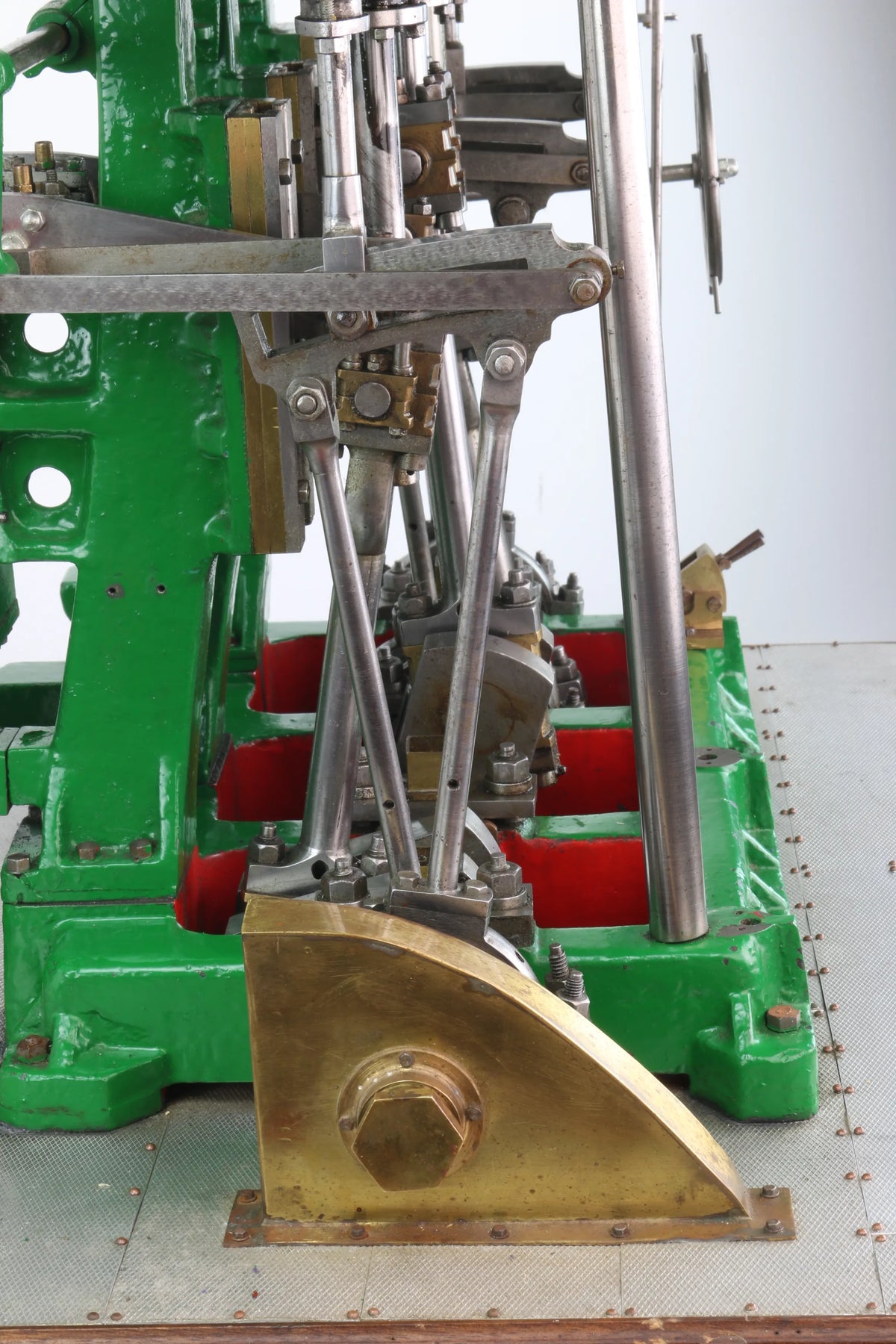 Large triple expansion engine