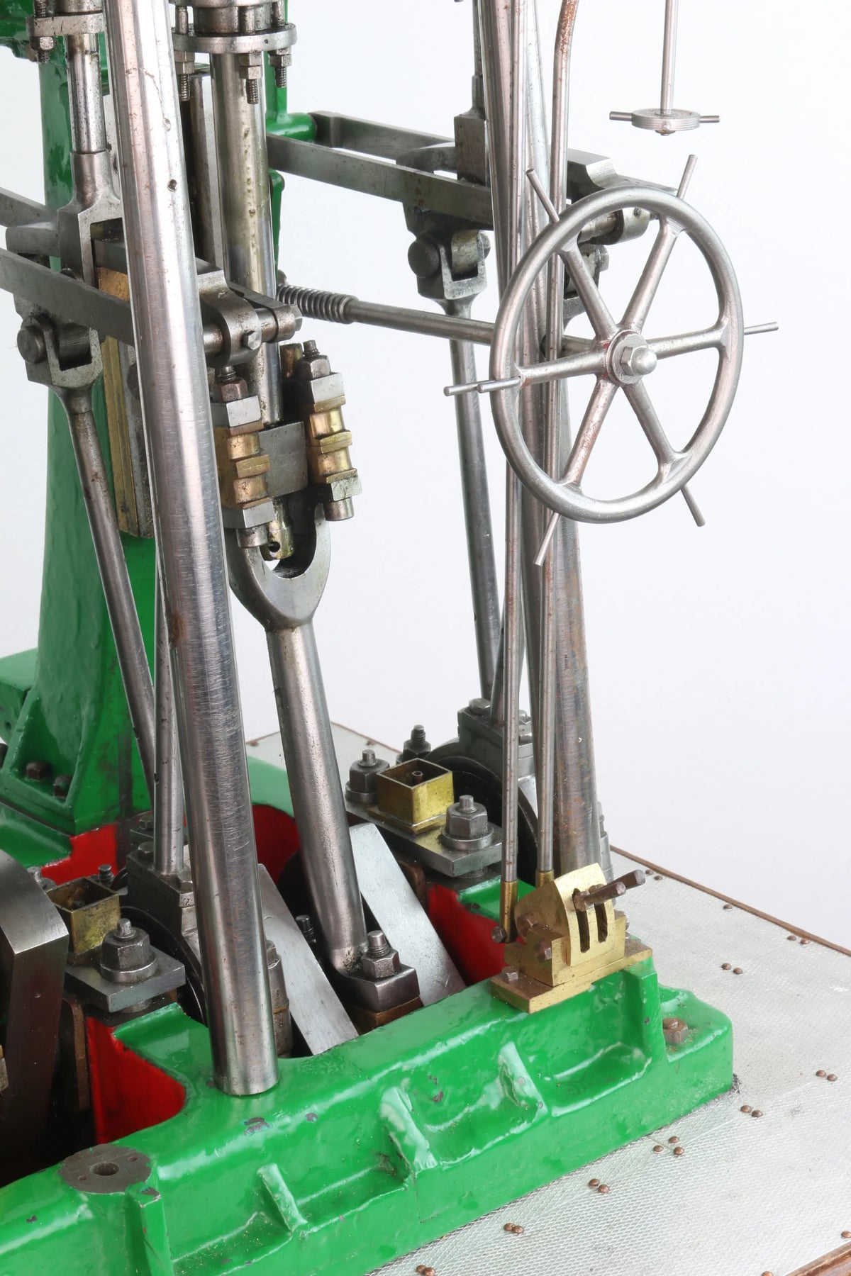 Large triple expansion engine