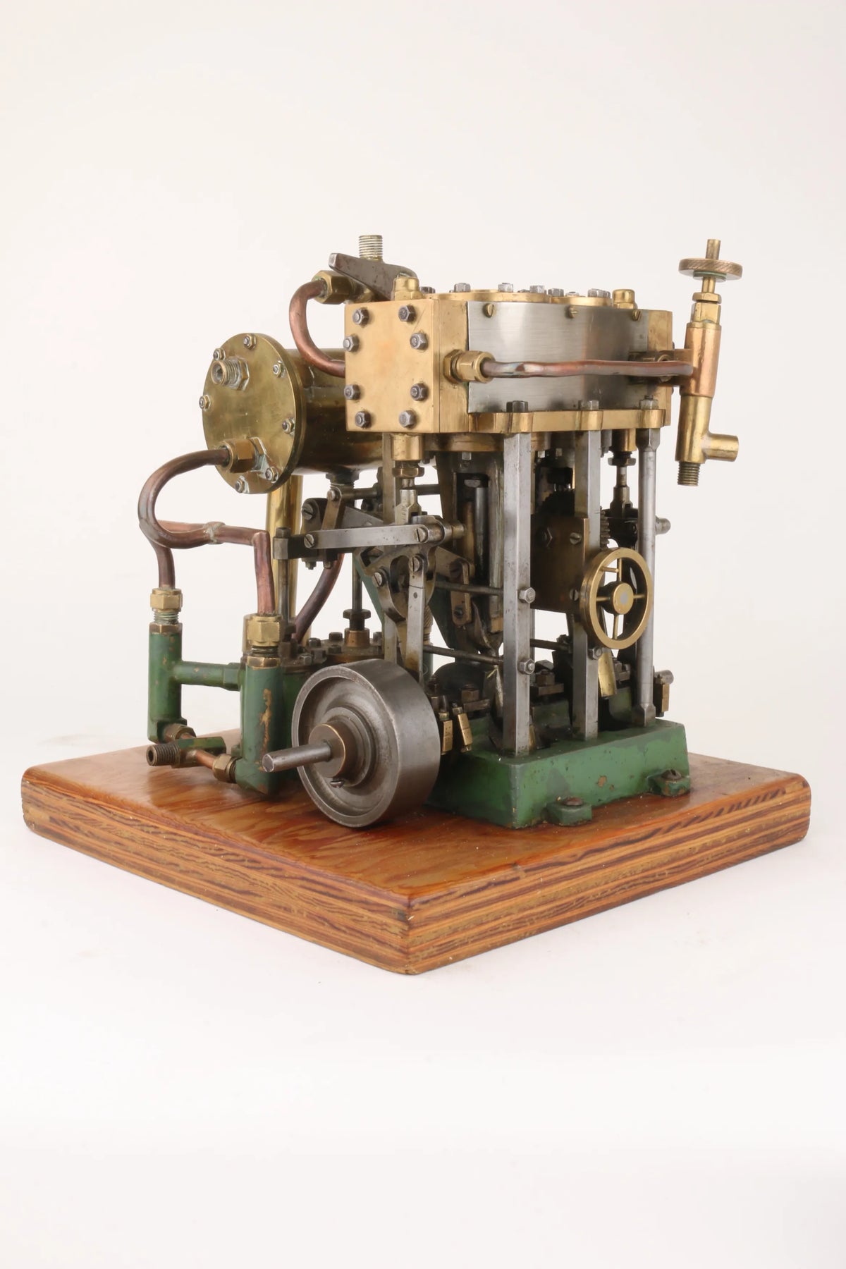 Reversing compound twin with condenser pump