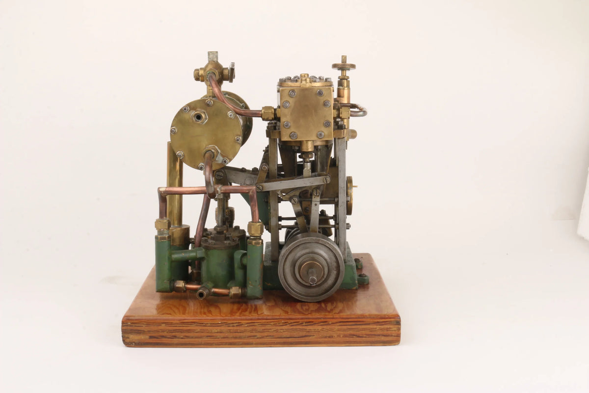Reversing compound twin with condenser pump