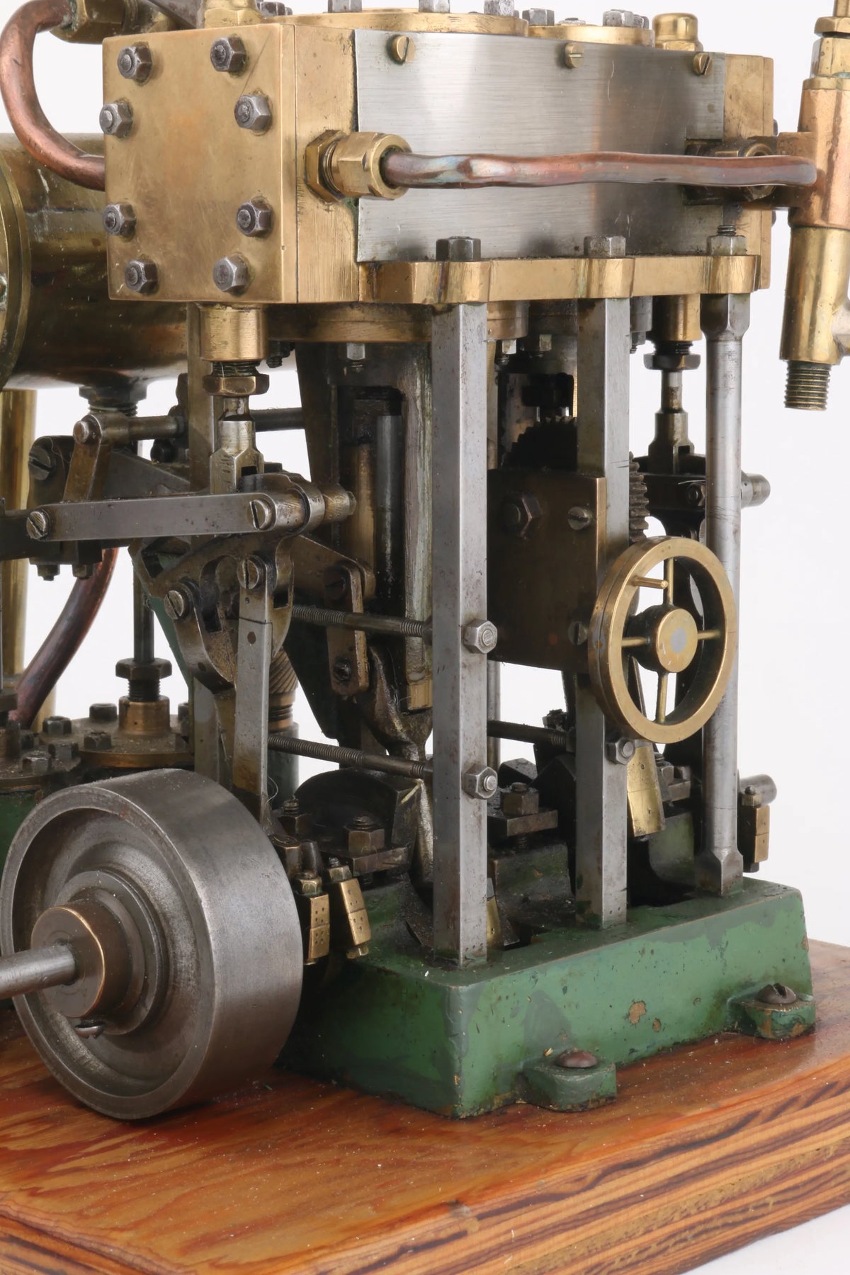 Reversing compound twin with condenser pump